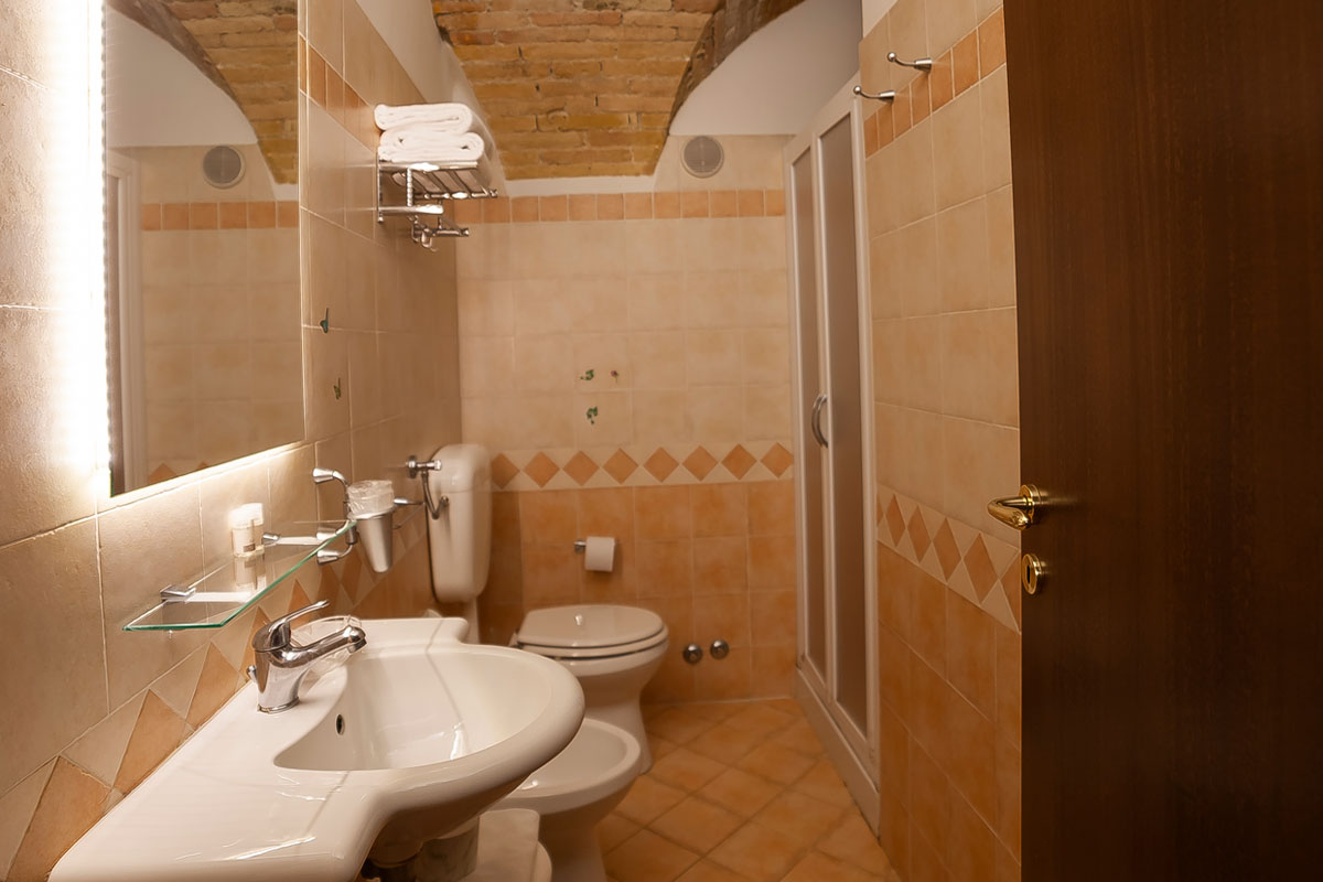 tripla-standard-03a
