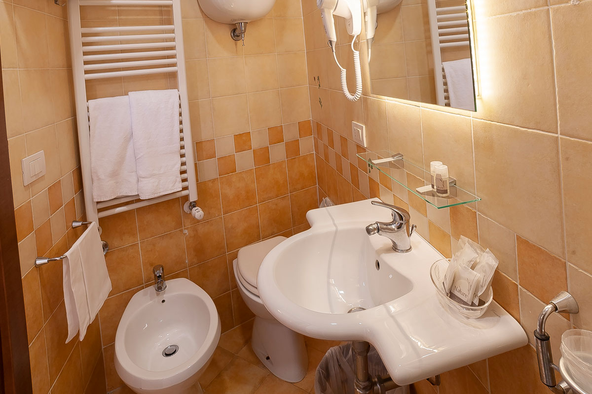 tripla-standard-04a